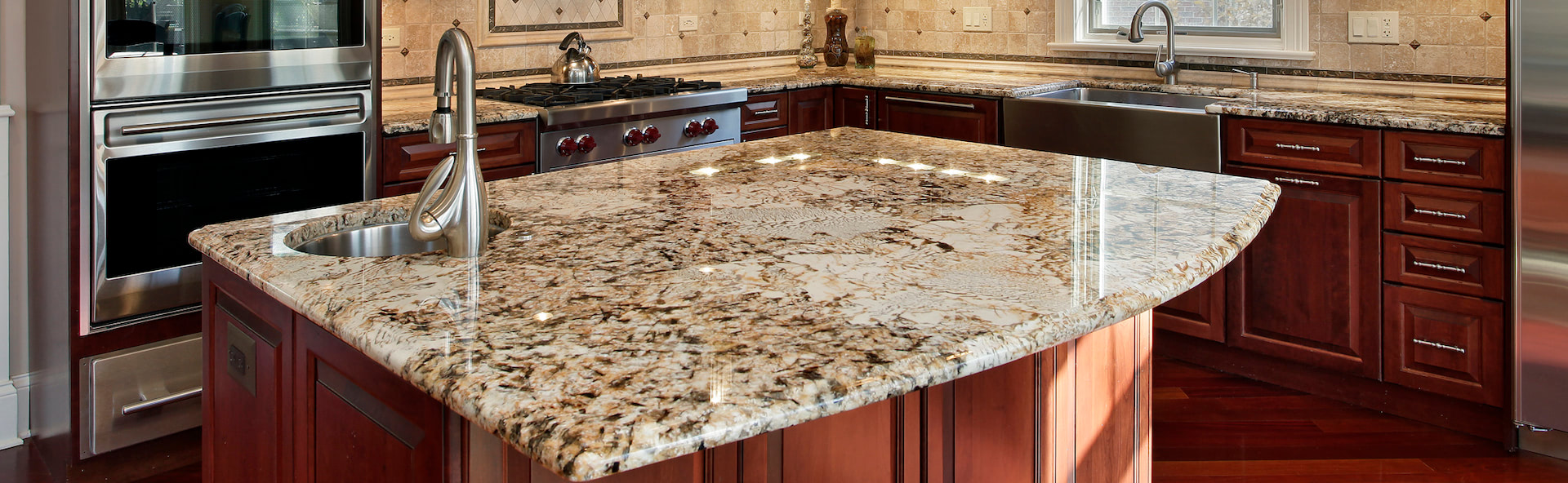 Plan de travail cuisine - marbre, granit, quartz marbrerie